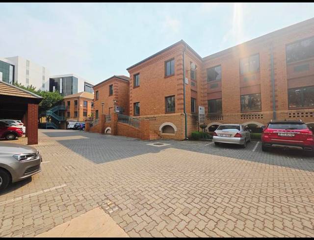 BUSINESS PROPERTY TO RENT IN MENLYN